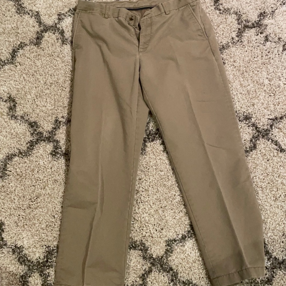 Men’s khakis